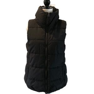 Old Navy Black Puffer Vest-Sz Medium